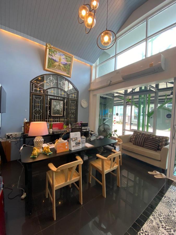 Jeboutiquelangsuan Hotel Lang Suan Exteriör bild